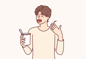 음료를 마신 뒤 혀를 내밀며 얼굴을 찡그리는 남성 일러스트 — 본래와 다른 맛이 느껴지는 이상미각